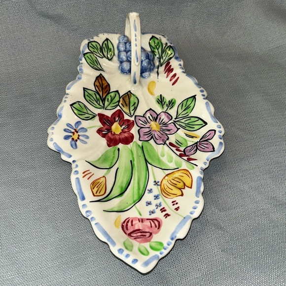 Vintage blue Ridge handled china leaf tray. made in USA - Picture 1 of 6
